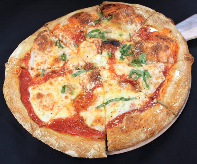 Margherita Pizza.