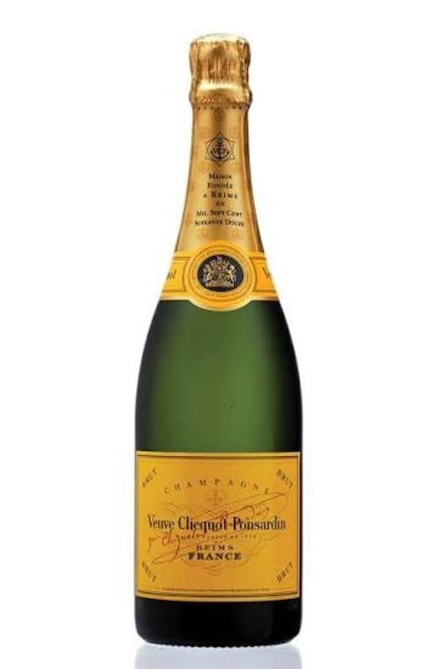 (B) Brut Champagne, Veuve Clicquot NV.